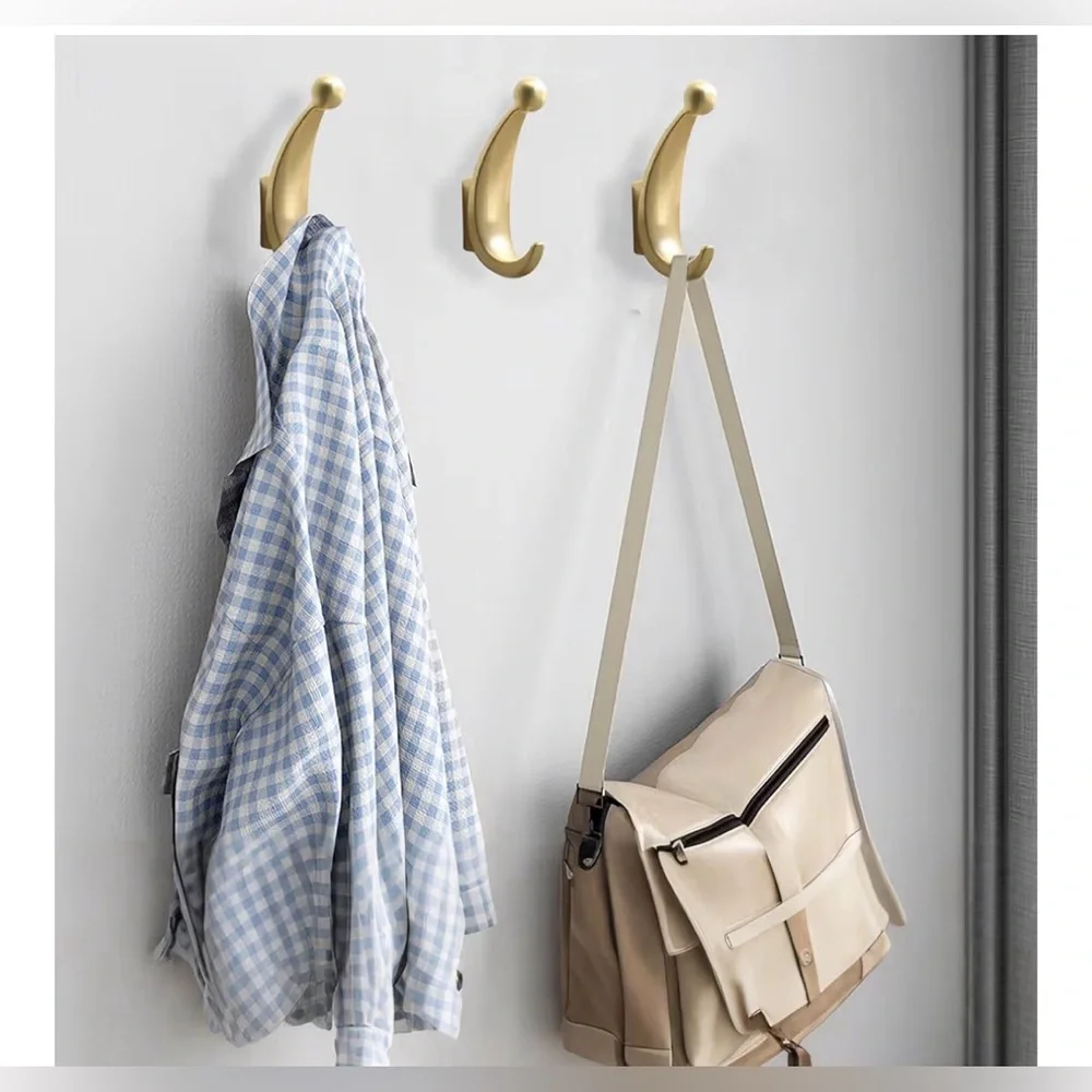 Elegant Gold Wall Hooks